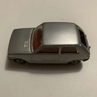 Caja de cerillas Superfast 1978 vintage n.º 21 RENAULT 5TL hecho en Inglaterra Foto 1 de 4