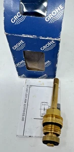 GROHE Upper 07147 for 1/2" UP Valve - Picture 1 of 5