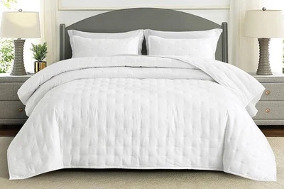 Chezmoi Collection 3-Piece Tencel Modal Blended Crescent Stitched Quilt Set - Image 1 of 4