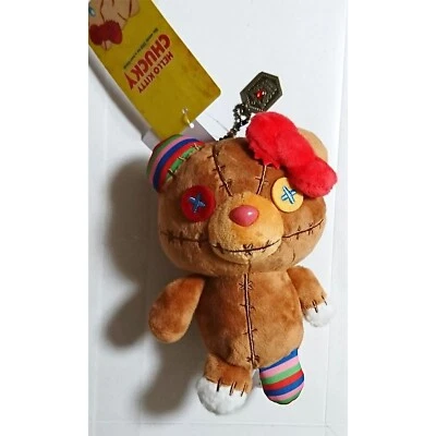 Mascotte portachiavi peluche USJ Halloween 2019 CHUCKY x Hello Kitty Tiny Chu... - Immagine 1 di 3