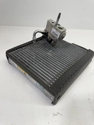 Chevrolet Equinox LT 2018-2021 evaporador de aire acondicionado 16453417 OEM Foto 1 de 4