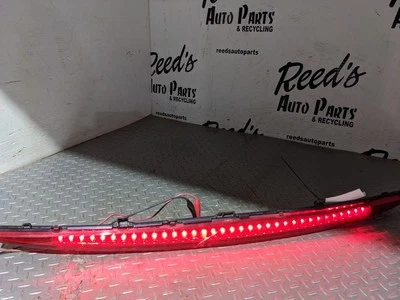 Cadillac SRX 2004 2009 tercera luz de freno trasero OEM 1159568 Foto 1 de 4