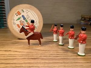 Vintage Erzebirge Put Miniature Toy Wood Soldiers and Horse with Bentwood Box - Picture 1 of 7