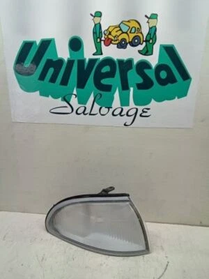 1997 Geo Prizm Front Right Lamp - Image 1 of 4