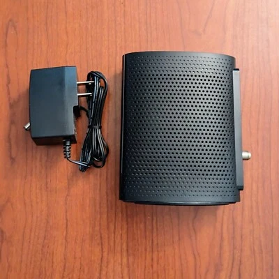 TP-LINK TC-7610 DOCSIS 3.0 High Speed Cable Modem w/Plug - Image 1 of 4