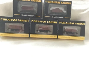 GRAHAM FARISH N GAUGE JOB LOT OF 5x VARIOUS 12T BAUXITE PLANKED SIDES BOX VANS - Picture 1 of 2