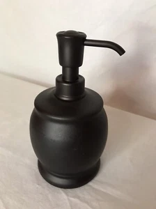 Better Homes and Gardens Metal Collection Pump - Picture 1 of 2