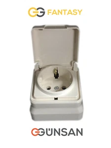 Aufputz Steckdose mit Deckel Cremeweiß Fantasy Günsan Gunsan NEU - Bild 1 von 1