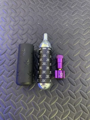 Kit inflador de neumáticos Peaty's Holeshot CO2, carretera y grava violeta 0,56 onzas Foto 1 de 3