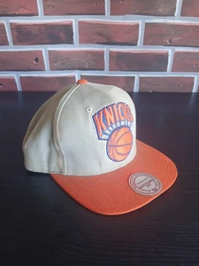 Vintage New York Knicks Mitchell & Ness Hat Snapback Hardwood Classic NBA 2 Tone - Picture 1 of 7