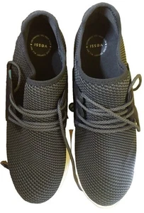 Vessi M13 everyday Classic Sneaker midnight Black Sheombm13.  preowned - Picture 1 of 6