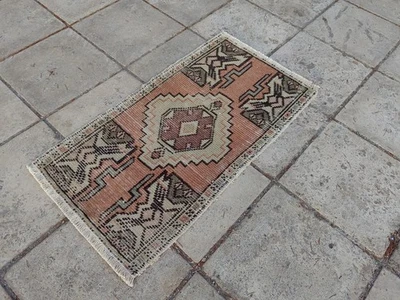 Vintage Turkish Oushak Rug – 2.6x1.4 ft Peach & Olive Small Handmade Wool Carpet - Image 1 of 4