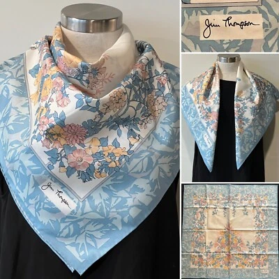 Bufanda floral de seda tailandesa azul/rosa/limón 82x82 cm dobladillo enrollable Jim Thompson nuevo sin etiquetas Foto 1 de 4