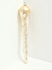 Vintage Twisted Icicle Teardrop Glass Christmas Germany Soft Peach Victorian - Picture 1 of 6