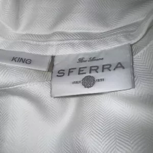 2 SFERRA FINE LINENS KING 100% Egyptian Cotton 17415 Italy Pillowcases - Picture 1 of 8
