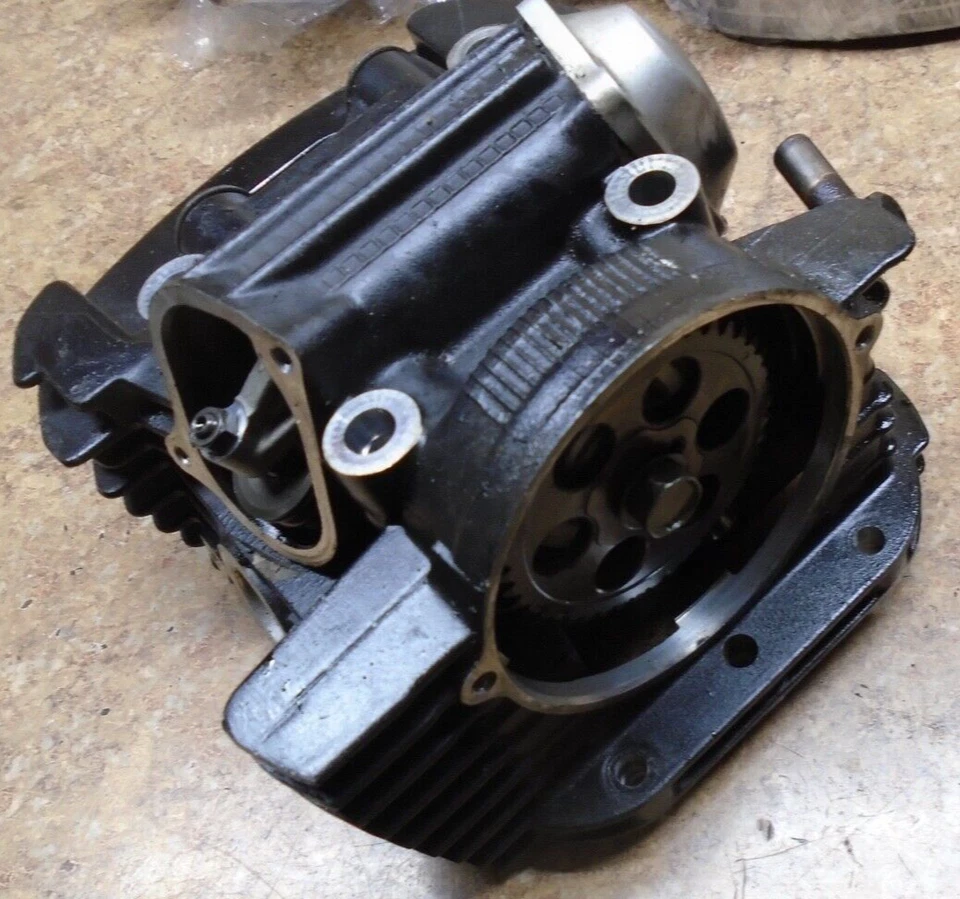 2000 雅马哈 XVS650 XVS 650 V 星形发动机前缸盖凸轮轴凸轮轴 — 第 1/4 张图片