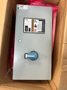 GE/ABB TPME277Y08WMN1 SURGE PROTECTIVE DEVICE 277/480 3PHASE WITH SWITCH SS200-4 - Picture 1 of 5