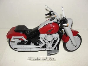 Lego Harley Davidson Fat Boy Set #10269 casi completo sin instrucciones ni pegatinas - Imagen 1 de 4
