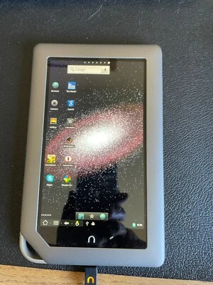 DUAL BOOT: Android/Nook  8+16 GB,  Wi-Fi,  7in Tablet/eBook Reader - Silver - Image 1 of 4