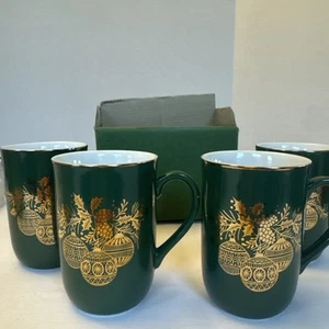 Juego de 4 tazas de té de café vintage Otagiri Japón verde Navidad - nunca usadas con caja - Imagen 1 de 9