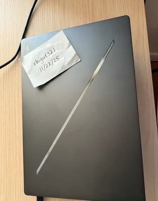 Asus ROG Zephyrus G16 (2024) GU605MZ-QR069X - Bild 1 von 4