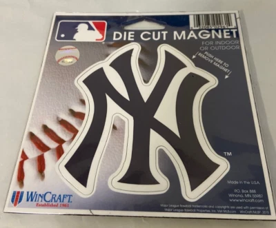 New York Yankees MLB Die Cut Magnet   3.5" x 4" Win-Craft - Image 1 of 2