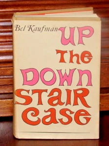 1965 Up The Down Stair Case by Bel Kaufman 1st Edition, 3rd Print Hardcover DJ - Bild 1 von 9
