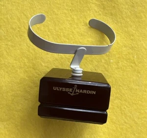 Soporte Reloj - Ulysse NArdin - Soporte para Reloj - Madera - Imagen 1 de 9