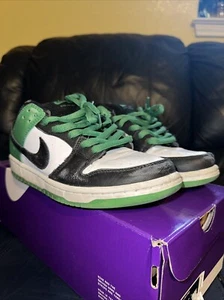 Size 7 - Nike Dunk Pro SB Low Classic Green - Picture 1 of 10