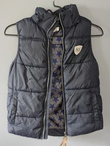 Boy's Puffer Vest Blue Stars Size 8-10 - Picture 1 of 7
