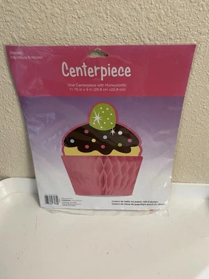 NEW CUPCAKE CENTERPIECE BIRTHDAY PARTY TABLETOP 11.75” X 9” CREATIVE CONVERTING - Image 1 of 4