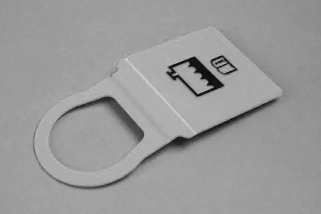 Tapa de botella de recuperación de refrigerante Mopar original 55111074AC Foto 1 de 4