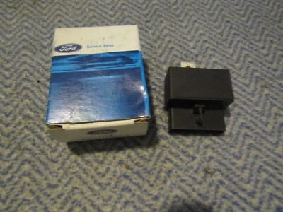 NOS 1989 1990 1991 1992 LINCOLN CONTINENTAL MARK VII HEADLIGHT SENSOR ASBY  - Image 1 of 4