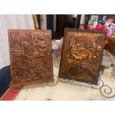 Placas vintage hechas a mano de madera y cobre en relieve tema ciervo - Juego de 2 Foto 1 de 4