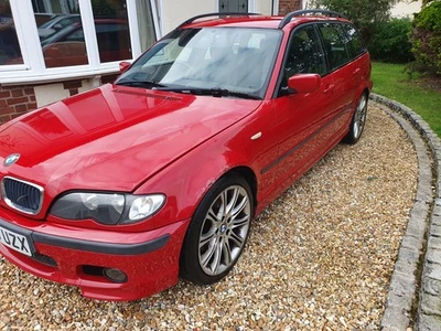 BMW 320d Sport 2005 ESTATE E46 Spares or Repair - Image 1 of 4