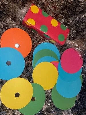 Accesorios de aula Candyland ~ puntos de papel de colores y dulces envueltos en plástico ~ ¡Lindoso! Foto 1 de 2