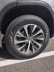 LIKE NEW (Bought Feb 2025) GoodYear Assurance MaxLife SUV/Truck 235/65R18 106V - Picture 1 of 6
