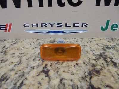 10-17 Ram 2500 3500 con ruedas dobles luz marcadora ámbar trasera rueda Mopar  Foto 1 de 4