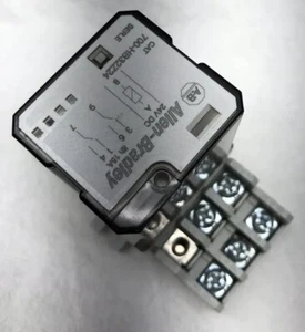 NUEVA FALTA UNA ABRAZADERA DE TORNILLO BASE 700-NH154 CON RELÉ 700-HB32Z24 ALLEN-BRADLEY - Imagen 1 de 7