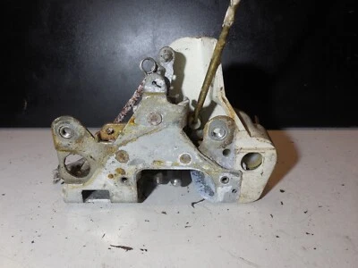 Actuador cerradura puerta pasajero derecho 1077230208 86-89 mercedes-benz r107 560sl Foto 1 de 4