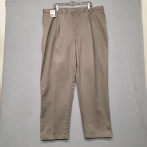 Wrangler Timber Creek Mens Pleated Wrinkle Free Brown Khakis Size 44x30 - Picture 1 of 10