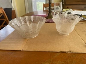 Tonos hexagonales vintage con patrón de encaje de vidrio transparente grabado al ácido - ajuste de 4" y 2/18" - Imagen 1 de 4