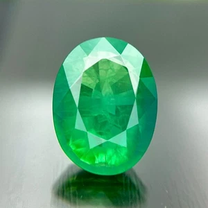 HUGE 16.15 CT PERFECT EMERALD CHATHUM CORUNDUM OVAL GEMSTONE - Picture 1 of 3