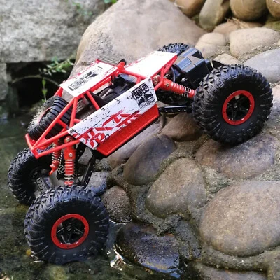 1/18 RC Monster Truck 4WD Off-Road Vehicle 2.4G Remote Control Buggy Crawler Car - Image 1 of 4