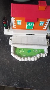 Model Scenery Railway Buildings 2 Station Houses one with Lights & Track - Picture 1 of 12