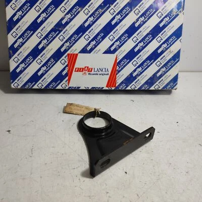 STAFFA SOSTEGNO MARMITTA POST FIAT 850 T - COUPE' - 900 T ORIGINALE 4186705 Foto 1 de 4