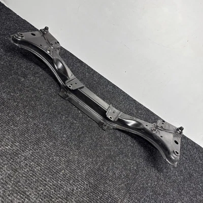 ☑️ BMW 2000-2008 E46 330CI Z4 BASE MOTOR DELANTERO SUBCHASIS TRAVESAÑO OEM Foto 1 de 4