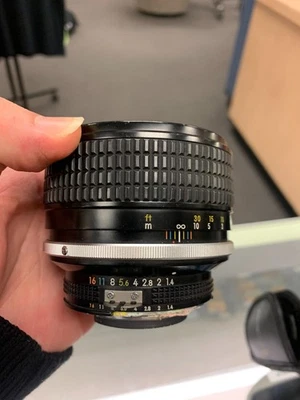 Nikon Nikkor 85mm f/1.4 AI-S Camera Lens AS-IS FOR PARTS OR REAPIR READ - Image 1 of 4