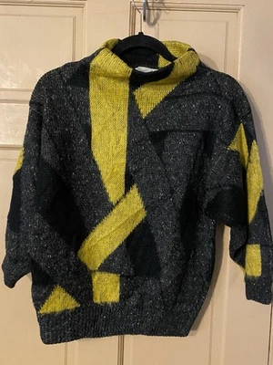 🎁 Vint SACHA ' 80-х шерстяная смесь коренастый вязаный свитер желтый черный мод печати ~ S/M ~ EX - Изображение 1 из 4
