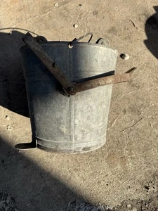 1920's era Antique Wash Bucket Galvanized Metal Mop Wringer Wood Rollers - Picture 1 of 4